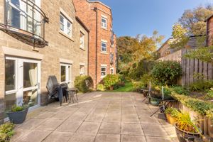 Photo 10- click for photo gallery